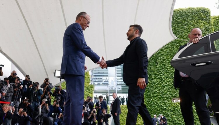 Зеленський закликав Росію припинити прагнення вбивати людей