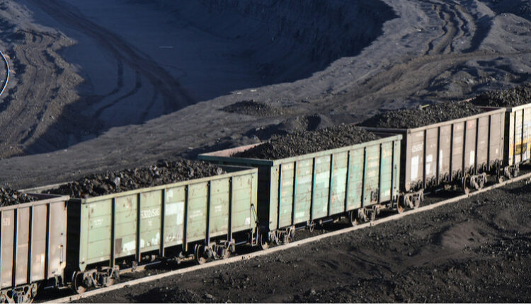 Українська компанія планує видобуток вугілля у Польщі