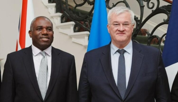 Сибіга анонсував переговори з міністром закордонних справ Великої Британії у Львові