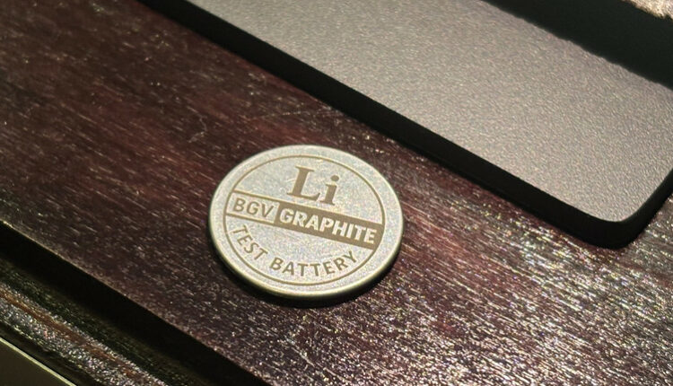 В Україні випробували нову батарею на основі українського графіту