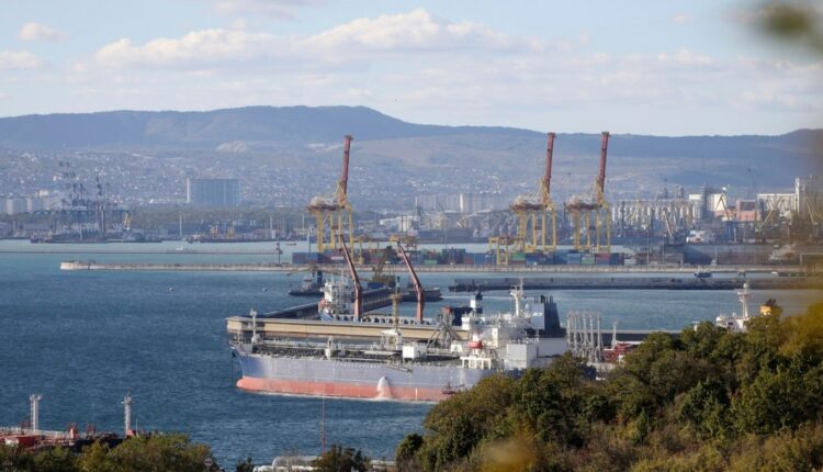 Велика Британія наклала обмеження на 100 танкерів з тіньового флоту