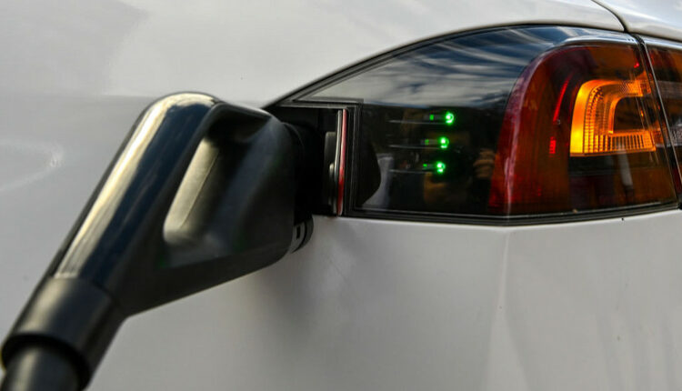 Імпорт електрокарів до України зріс на 33 відсотки