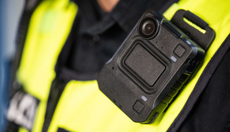 Українські митники використовуватимуть бодікамери на кожному пункті пропуску