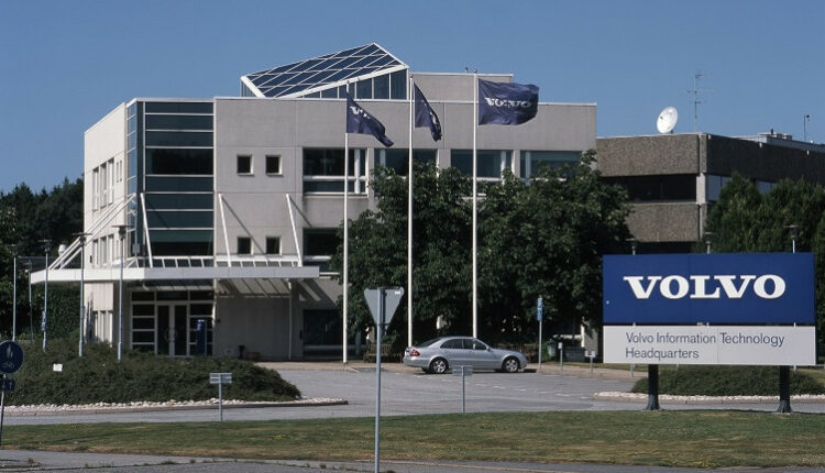 Volvo звільнить значну кількість співробітників через зниження доходів