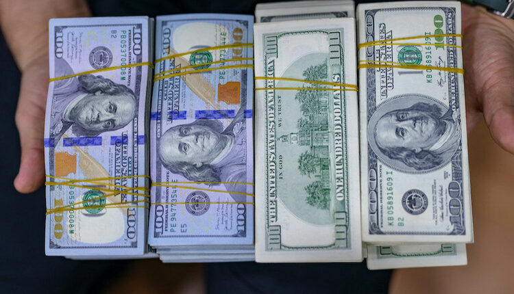 США вперше з 1917 року втратили найвищий кредитний рейтинг