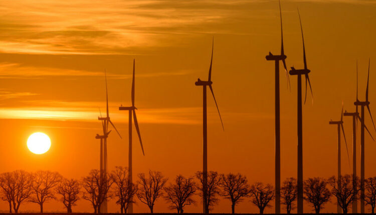 Данія передає стартову партію обладнання для найбільшої вітрової електростанції України