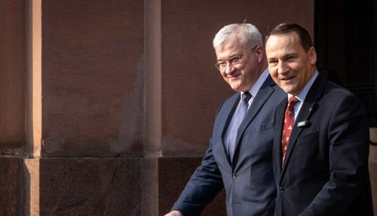 Андрій Сибіга з шістьма міністрами звернулися до NYT з уроками Другої світової, аби запобігти Третій світовій