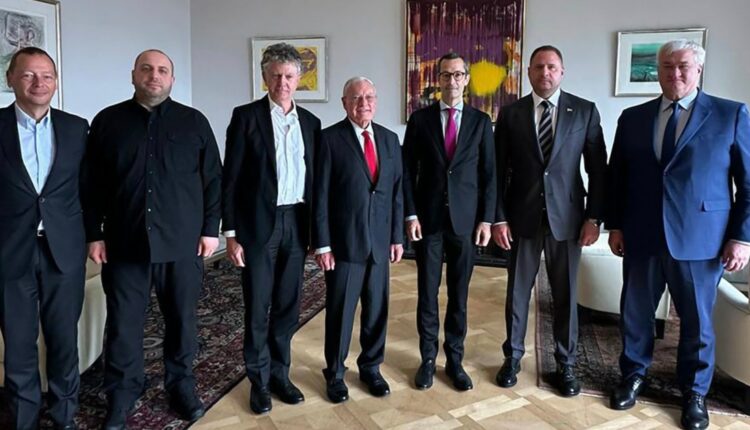 У Стамбулі підсумували тристоронні переговори, українська делегація прибула на зустріч із російською стороною